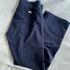 Figs high waisted Livingston basic scrub pants in Navy, Small